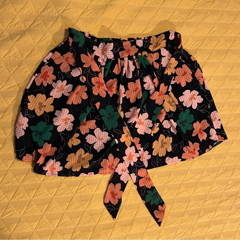 Who What Wear Floral skirt Large